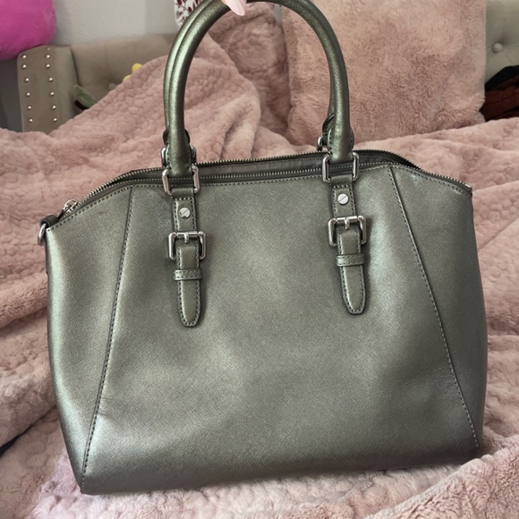 New Silver Micheal Kors Purse - Picture 4 of 5